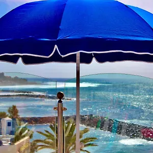 villa-mar-first-line-playa-las-americas.adeje-hotels.com/